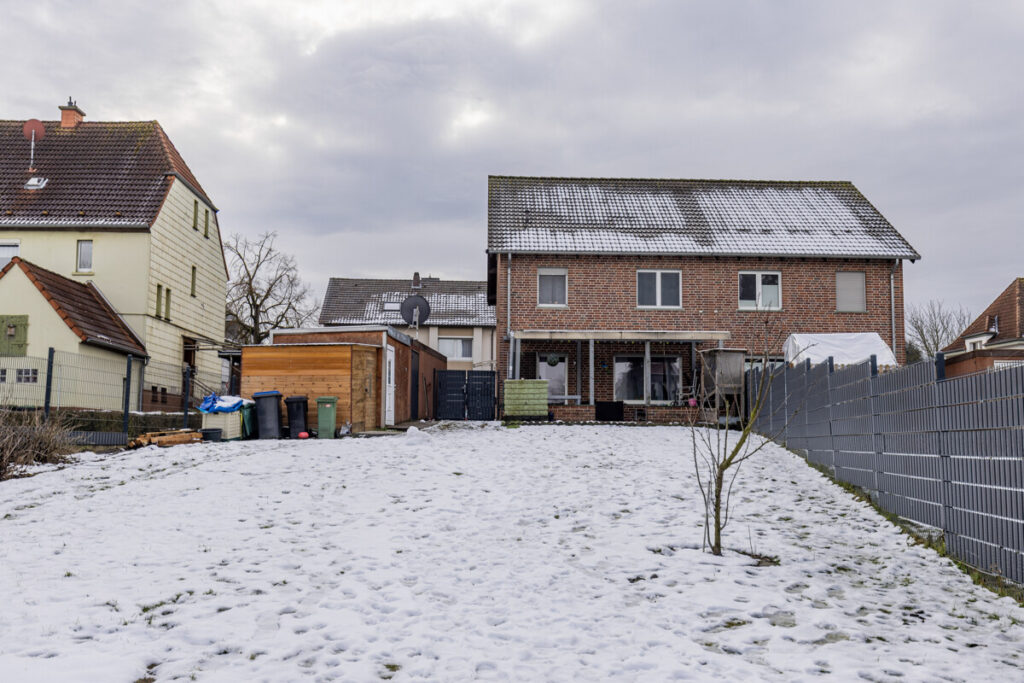 Blick zum Haus II