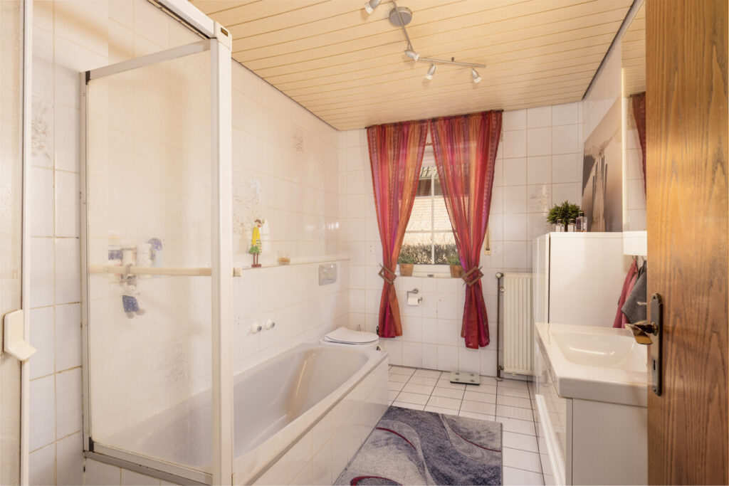 Badezimmer Erdgeschoss