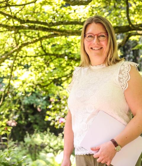 Frau Susanne Hinrichs-Walker
